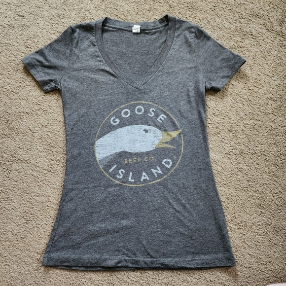 Grey Goose Island Tee, Women's M - Picture 2 of 12